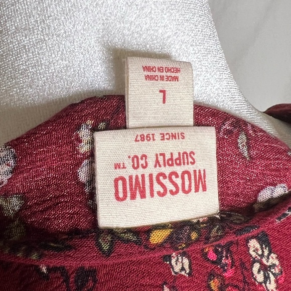 Mossimo Red Floral Blouse - Picture 3 of 3
